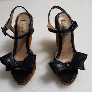 🎈VALENTINO GARAVANI🎈 women's wedges size 8.5